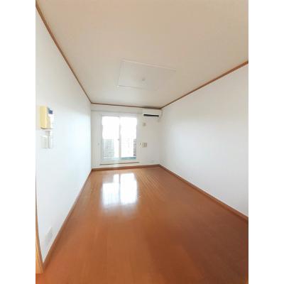 フィオレンテⅠ 203【管理NO：1-013307901-02030】 ★家具家電は申し込み後に搬入します★の物件写真2