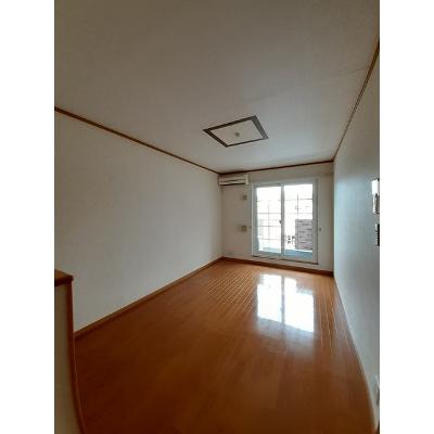 フィオレンテⅠ 201【管理NO：1-013307901-02010】 ★家具家電は申し込み後に搬入しますの物件写真2