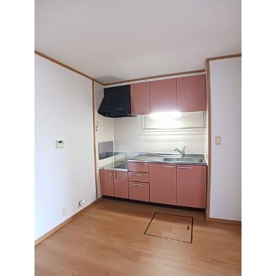ノーブル 103【管理NO：1-012930601-01030】 ★家具家電は申し込み後に搬入しますの物件写真3