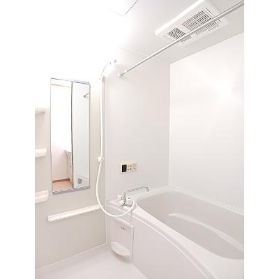 グランメゾン　Ｍ 101【管理NO：1-013106701-01010】 ★家具家電は申し込み後に搬入しますの物件写真4