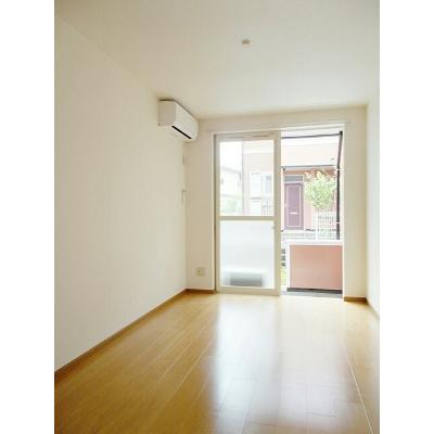 ボヌ・ジュルネⅡ 102【管理NO：1-010664202-01020】 ★家具家電は申し込み後に搬入します★ ★2026年11月中旬入居可能★の物件写真2
