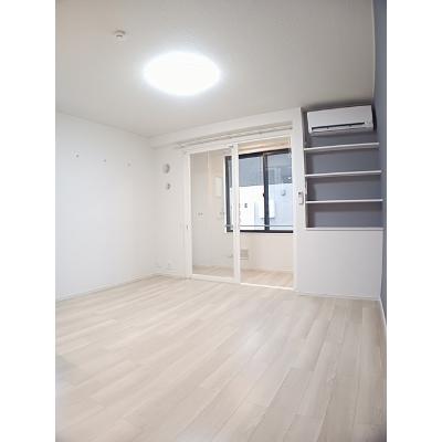 フェリズ 101【管理NO：1-027843001-01010】 ★家具家電は申し込み後に搬入しますの物件写真2