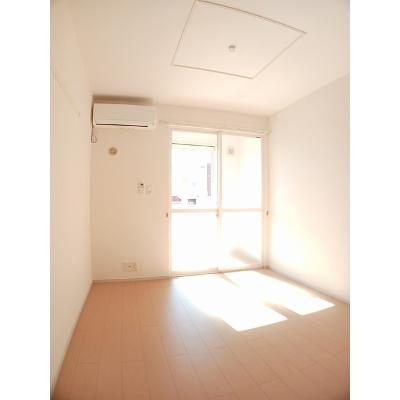 サンクレスト桜花 103【管理NO：1-018178601-01030】 ★家具家電は申し込み後に搬入します★の物件写真2
