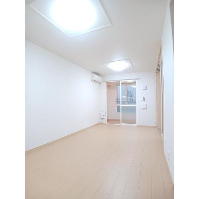 リバーサイド　セナ 203【管理NO：1-017034701-02030】 ★家具家電は申し込み後に搬入します★の物件写真2