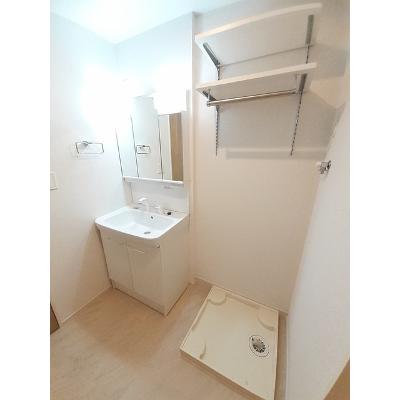 パインエコー 105【管理NO：1-026968101-01050】 ★家具家電は申し込み後に搬入します★の物件写真6