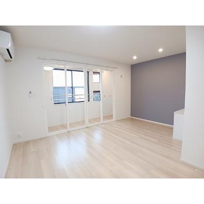 クラール南城　Ｂ 203【管理NO：1-027714102-02030】 ★家具家電は申し込み後に搬入しますの物件写真2