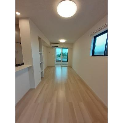 パインエコー 101【管理NO：1-026968101-01010】 ★家具家電は申し込み後に搬入しますの物件写真2
