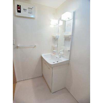 スターウイング 203【管理NO：1-018764501-02030】 ★家具家電は申し込み後に搬入します★ ★2026年10月上旬入居可能★の物件写真6