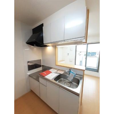 フィオーレ・ミルト 201【管理NO：1-017120701-02010】 ★家具家電は申し込み後に搬入します 2026年10月下旬入居可能の物件写真3