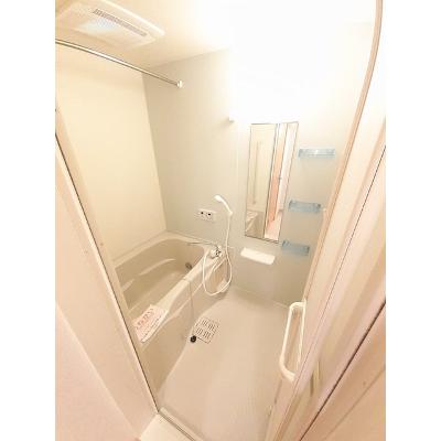 グランデール 101【管理NO：1-016057501-01010】 ★家具家電は申し込み後に搬入します 2026年07月下旬入居可能の物件写真4