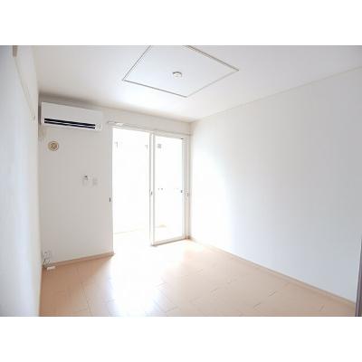 アンソレイエ 102【管理NO：1-015992501-01020】 ★家具家電は申し込み後に搬入しますの物件写真2