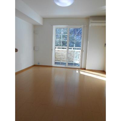 カーサセレノ 102【管理NO：1-015373601-01020】 ★家具家電は申し込み後に搬入します★の物件写真2