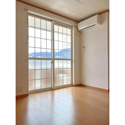 クリアネス 102【管理NO：1-014088001-01020】 ★家具家電は申し込み後に搬入します★の物件写真2