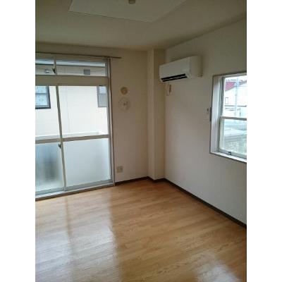 ヴェルドミール 202【管理NO：1-005136001-02020】 ★家具家電は申し込み後に搬入しますの物件写真2