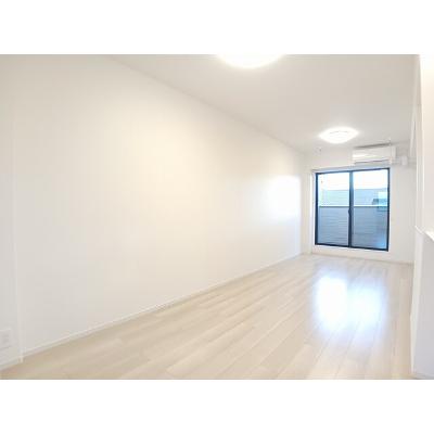 ヴィジェール 202【管理NO：1-028661801-02020】 ★家具家電は申し込み後に搬入します★ ★2026年10月上旬入居可能★の物件写真2