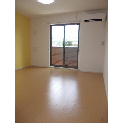 アプローズ　Ⅱ 101【管理NO：1-020002501-01010】 ★家具家電は申し込み後に搬入しますの物件写真2