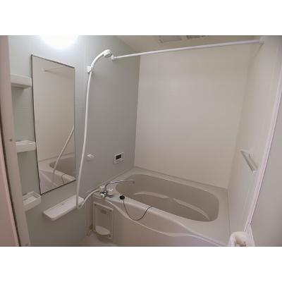 コッツウォルズ 105【管理NO：1-018828201-01050】 ★家具家電は申し込み後に搬入します 2026年07月下旬入居可能の物件写真4