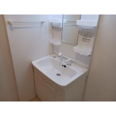 コッツウォルズ 105【管理NO：1-018828201-01050】 ★家具家電は申し込み後に搬入します 2026年07月下旬入居可能の物件写真6