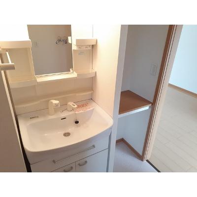 イリーデトウール 102【管理NO：1-014839901-01020】 ★家具家電は申し込み後に搬入します 2026年07月下旬入居可能の物件写真6