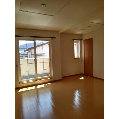 メリーモナーク 204【管理NO：1-015373901-02040】 ★家具家電は申し込み後に搬入します★の物件写真2