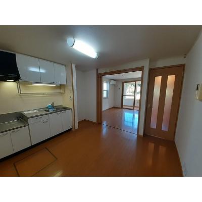 ニューリバーサイドフジ 104【管理NO：1-013671601-01040】 ★家具家電は申し込み後に搬入します★の物件写真2