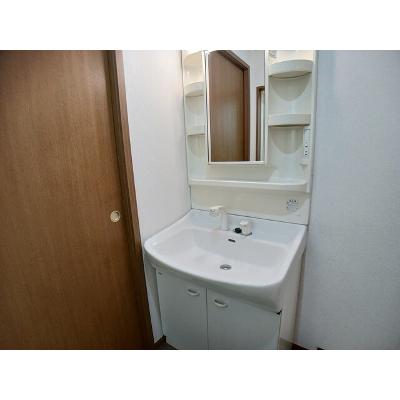 トード・エル・ムンド 103【管理NO：1-011524601-01030】 ★家具家電は申し込み後に搬入しますの物件写真6