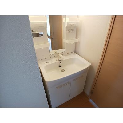 アドミラブール 203【管理NO：1-005954201-02030】 ★家具家電は申し込み後に搬入しますの物件写真6