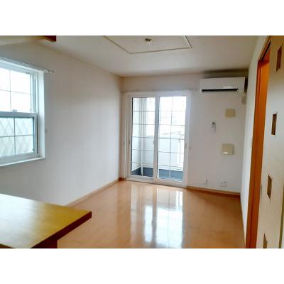 フィオーレ　Ⅲ 104【管理NO：1-015575301-01040】 ★家具家電は申し込み後に搬入しますの物件写真2