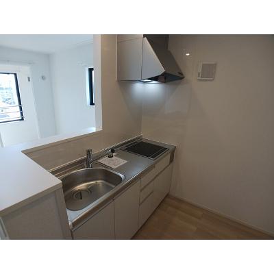 エルマーⅠ 207【管理NO：1-028105201-02070】 ★家具家電は申し込み後に搬入します★ ★2026年08月中旬入居可能★の物件写真3