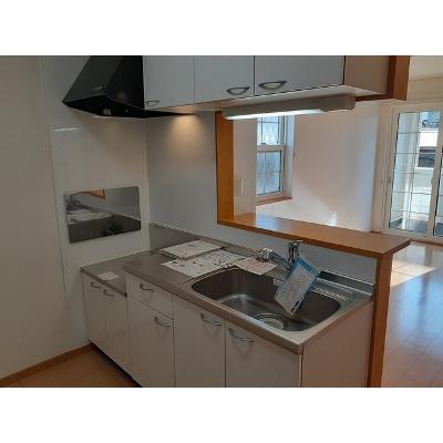 あずさ 104【管理NO：1-015434701-01040】 ★家具家電は申し込み後に搬入します 2026年08月上旬入居可能の物件写真3