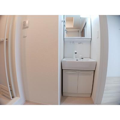 フローラル　Ａ 105【管理NO：1-027245401-01050】 ★家具家電は申し込み後に搬入しますの物件写真6