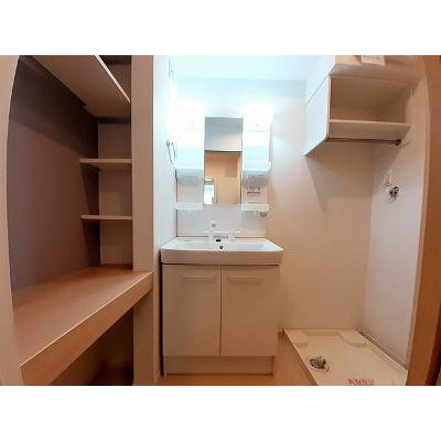 ワーズワースＢ 101【管理NO：1-023544102-01010】 ★家具家電は申し込み後に搬入します★の物件写真6