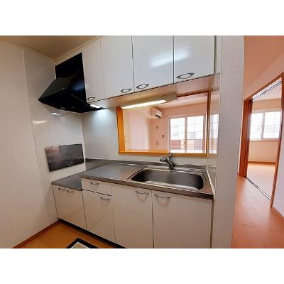 サニーパレス 102【管理NO：1-014873401-01020】 ★家具家電は申し込み後に搬入します★の物件写真3