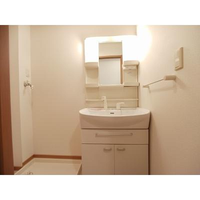 ウララ 101【管理NO：1-014484501-01010】 ★家具家電は申し込み後に搬入します 2026年08月上旬入居可能の物件写真6