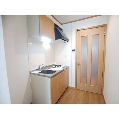 スカイビレッジ２１ 204【管理NO：1-013411401-02040】 ★家具家電は申し込み後に搬入しますの物件写真3