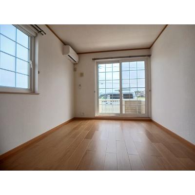 Ｂｅｌｌｅ　Ｖｉｌｌａｇｅ 113【管理NO：1-012517601-01030】 ★家具家電は申し込み後に搬入しますの物件写真2
