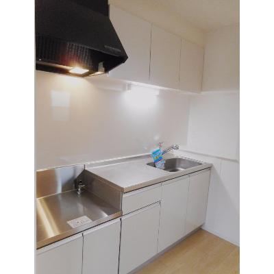 ヴィラ弁天北 202【管理NO：1-022815901-02020】 ★家具家電は申し込み後に搬入します★の物件写真3