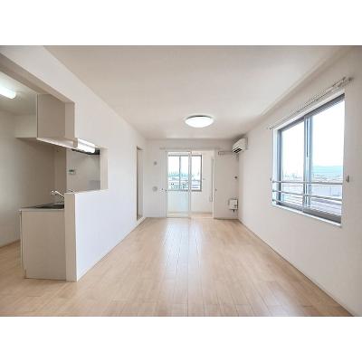 Ｌｕｍｔｅｒｅ東横 303【管理NO：1-021359501-03030】 ★家具家電は申し込み後に搬入しますの物件写真2