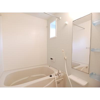 メゾン・カルム 102【管理NO：1-018608401-01020】 ★家具家電は申し込み後に搬入します★の物件写真4