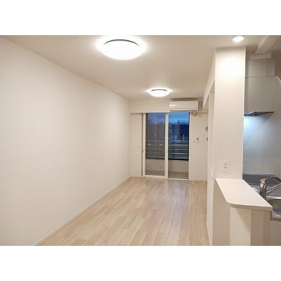 フルールⅦ 203【管理NO：1-027527301-02030】 ★家具家電は申し込み後に搬入します 2026年07月上旬入居可能の物件写真2