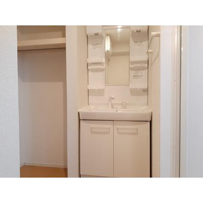 グランリーオ・Ｒ　Ⅱ 203【管理NO：1-023802802-02030】 ★家具家電は申し込み後に搬入しますの物件写真6