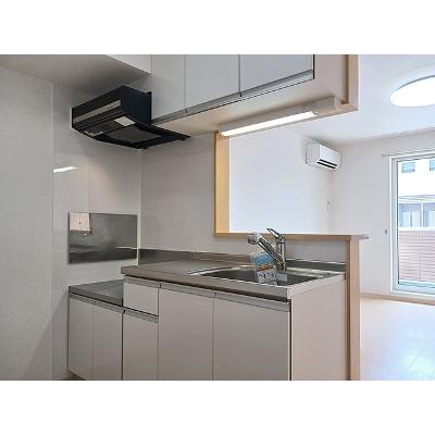 第２　レイク　ヴィレッジ 102【管理NO：1-017278201-01020】 ★家具家電は申し込み後に搬入しますの物件写真3