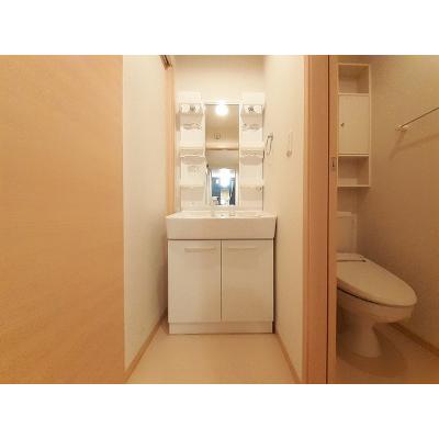 ウィステリアスタイル 103【管理NO：1-015946601-01030】 ★家具家電は申し込み後に搬入します★の物件写真6