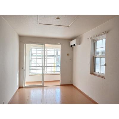 グロワールＥ 101【管理NO：1-015150005-01010】 ★家具家電は申し込み後に搬入します 2026年07月中旬入居可能の物件写真2