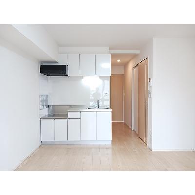 ルポゼ 202【管理NO：1-023098101-02020】 ★家具家電は申し込み後に搬入しますの物件写真3