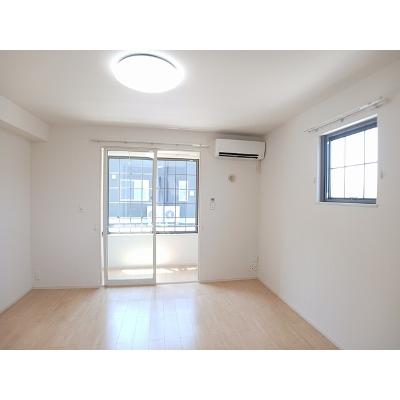 ニューリジェール 106【管理NO：1-022650101-01060】 ★家具家電は申し込み後に搬入しますの物件写真2