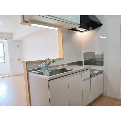 アルナージュ 101【管理NO：1-018729401-01010】 ★家具家電は申し込み後に搬入します★の物件写真3