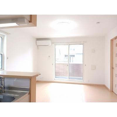 第２　レイク　ヴィレッジ 104【管理NO：1-017278201-01040】 ★家具家電は申し込み後に搬入しますの物件写真2
