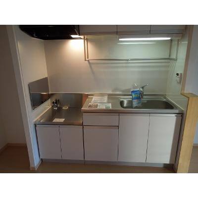 グランデ　フエンテ 203【管理NO：1-016995901-02030】 ★家具家電は申し込み後に搬入します 2026年08月中旬入居可能の物件写真3