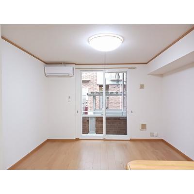 カーサ・クレールⅣ 103【管理NO：1-012701201-01030】 ★家具家電は申し込み後に搬入しますの物件写真2